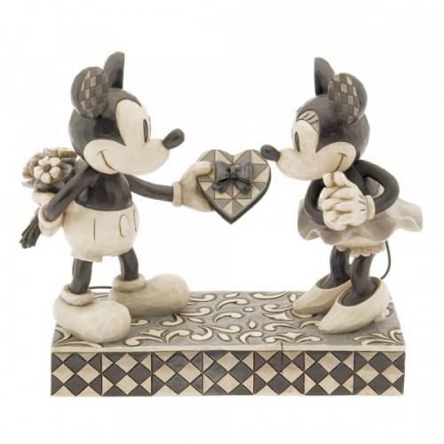 Disney Traditions Real Sweetheart - Mickey and Minnie Figurine