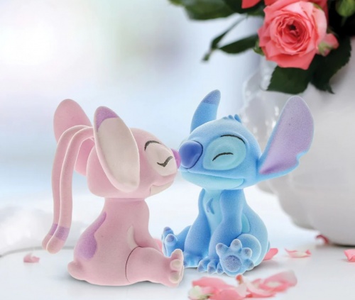 Disney Kissing Stitch & Angel Flocked Figurine by Grand Jester Studios