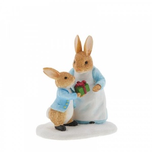 Beatrix Potter Mrs Rabbit Passing Peter Rabbit a Present Figurine